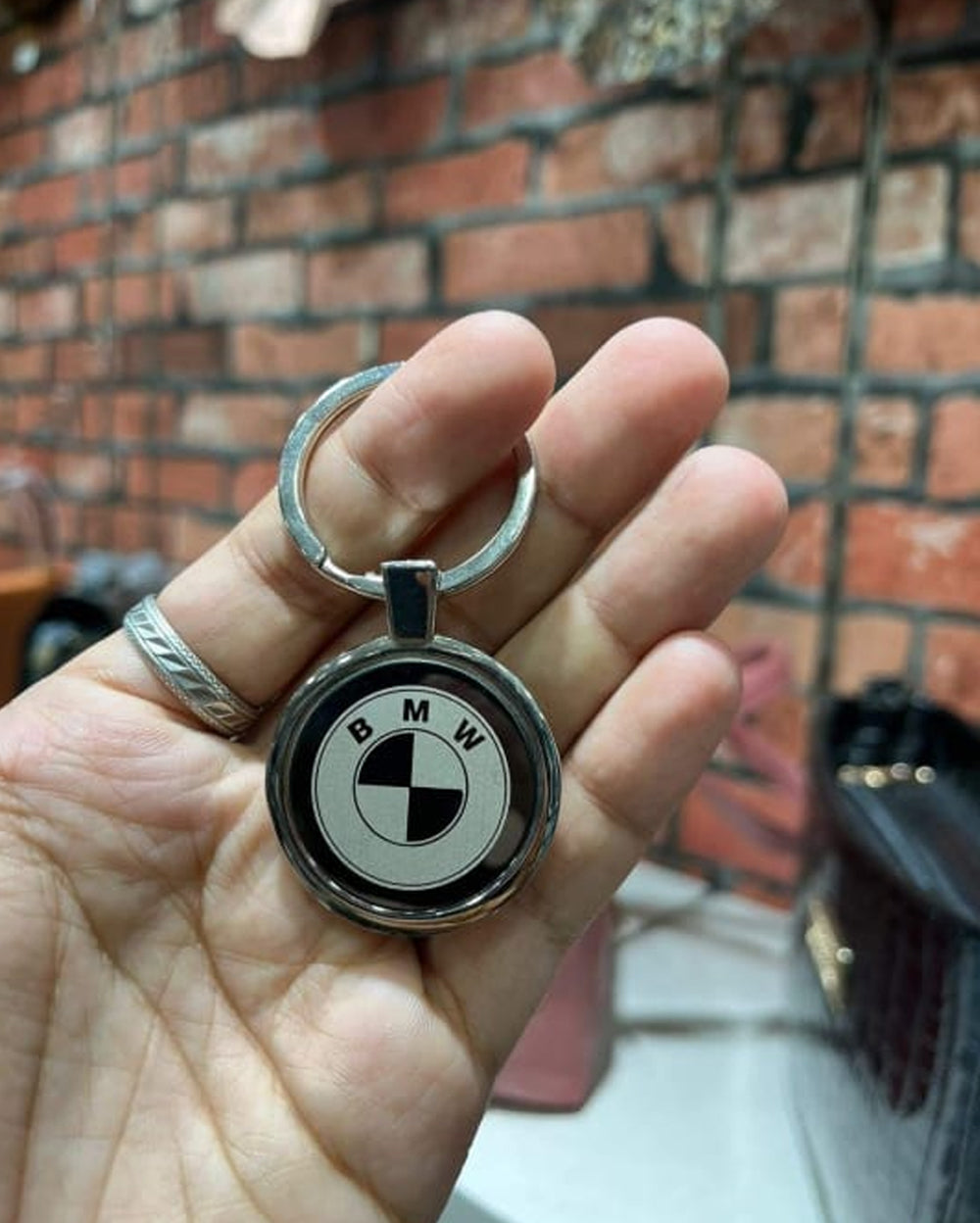 Unleash Your Key's Personality with our MFW Personalized Engravable Metal Round Keyring