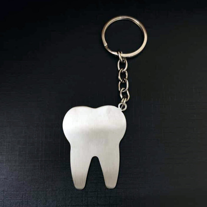 Name Engravable Metal Silver Keyring – DENTIST Logo