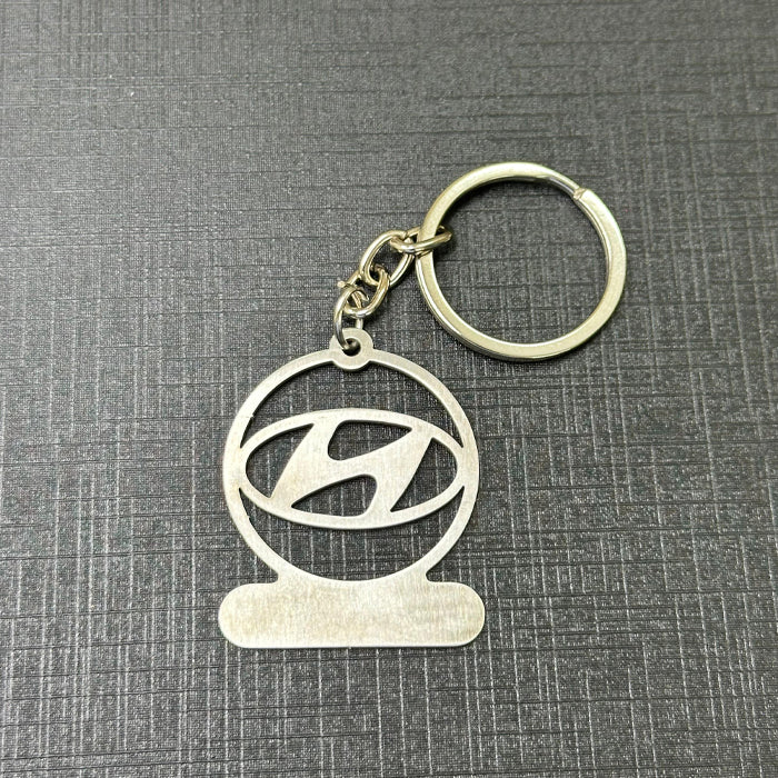 Name Engravable Metal Silver Keyring – Hyundai Logo
