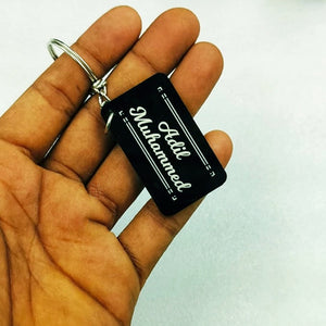 Personalize and Play: Engravable Black Acrylic Keyring - Unlock Your Signature Style