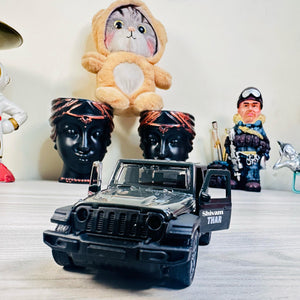 Personalized Metal Thar Toy Car with Openable Doors & Pull-Back Action for Kids