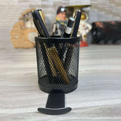 Custom Name Round Wiro Tumbler with Phone Stand, Pen Tray & Desk Organizer – Black (E340)