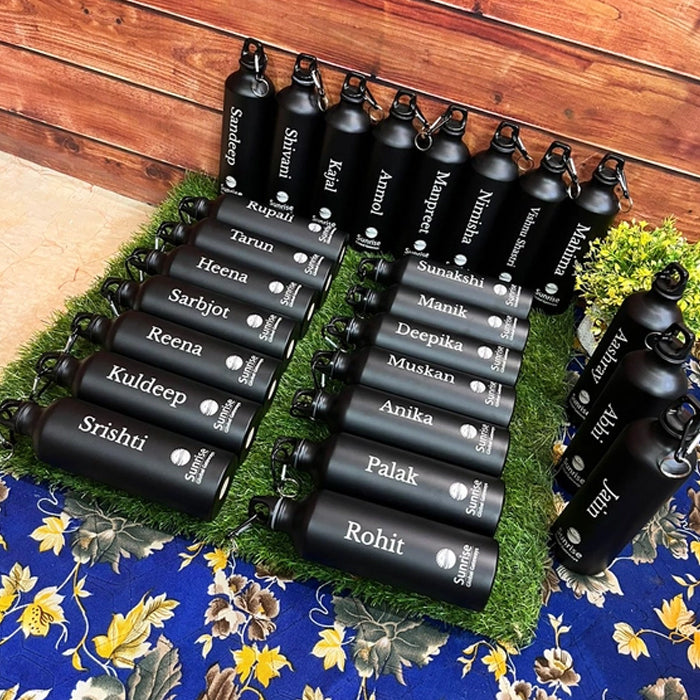 Personalize Your Hydration! Engravable Black Bottle (M-140) – Stylish & Customizable 750ml Aluminium Bottle