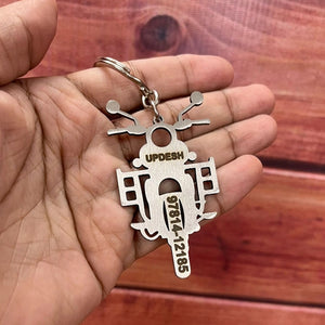 Personalized Bullet-Shaped Metal Keyring with Name Engraving